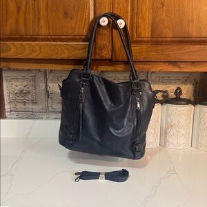 Elegant Navy Leather Tote Bag